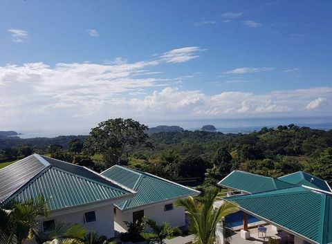 Located in the picturesque village of Santo Domingo, on the heights of Samara beach, this charming property boasts an exceptional view not only of the bays of Samara and Carrillo but also of the all the beautiful lush nature of Costa Rica. A unique s...