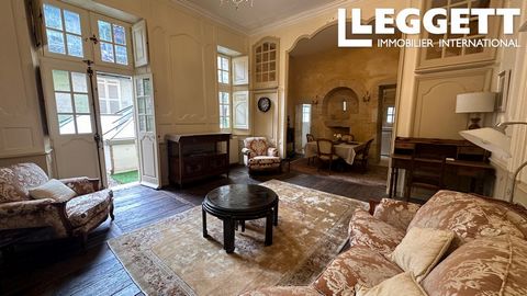 A28207SGE24 - The magnificent old stone building dates from the 16th century. The 90m2 apartment is on the 1st floor of the building accessed by a beautiful stone staircase. It has lovely high ceilings and many windows so is nice and bright Informati...