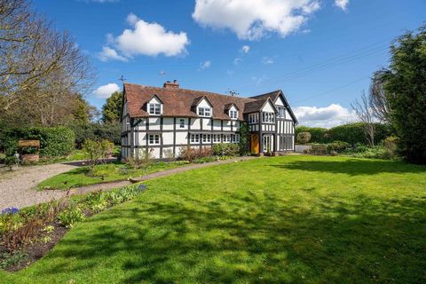 * OPEN HOUSE EVENT * SATURDAY 20 APRIL from 10am until 12pm - please contact the Droitwich Spa office to book your viewing slot. Gadds is the epitome of a character home. Beautifully maintained and brought into modern times with an open plan contempo...