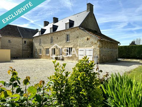 In the town of CRETTEVILLE, in Manche, your advisor Anne BLAISON offers you this beautiful stone house, ideally located! Just 5 minutes from Baupte and 15 minutes from Carentan and Ste-Mère-Eglise! Designed on its land of approximately 935 m2, this c...