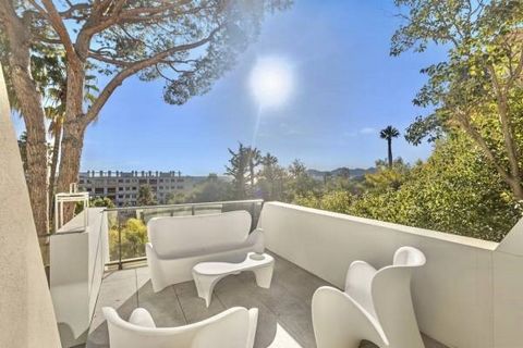 Sole-agent. Luxurious 3-bed apartment with Pool & Fitness located in one of the most sought-after areas along the French Riviera coastline. Impeccable interiors boast high-end finishes and spacious living areas with a sea view. Three en suite bedroom...