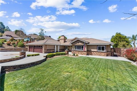 Hard to find a Gorgeous custom SINGLE LEVEL estate in one of the most scenic and peaceful settings of Hidden Canyon Estates. 180 degree unobstructed city lights & mountain views for miles all set on over an acre lot, this manor is perfectly set back ...