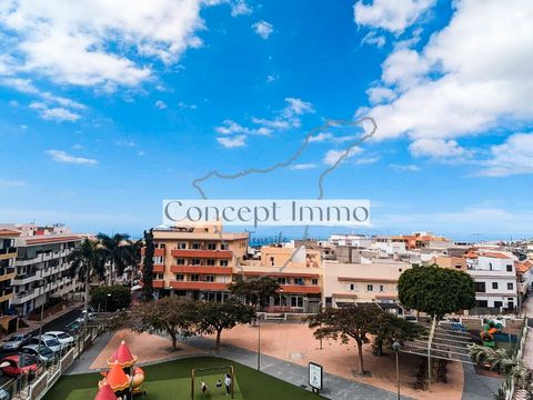 Modern, renovated and furnished apartment with a large balcony in the heart of Adeje! This fantastic apartment is very well maintained and offers plenty of space, even for a large family. The apartment impresses with its ideal size, optimal layout, g...