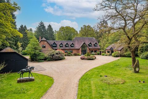 The Cedars is a contemporary country house offering spacious and versatile accommodation spanning over 7,500 sq.ft. It is ideally situated in a picturesque, secluded location while still being conveniently close to the popular market towns of Berkham...