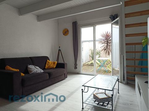 REZOXIMO offers you this T2 type Maisonette apartment with mezzanine in a small residence with a South West exposure in Saint Georges de Didonne (17110) near Royan (17200) with very low co-ownership charges. This property of approximately 25 m2 exclu...