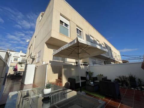 This well presented 3 Bedrooms, 2 Bathrooms with a downstairs WC is located in Los Dolses.. Just a short distance from the Zenia Boulevard and commercial centres. The property offers both front and side terraces ideal for relaxing on. Inside you have...