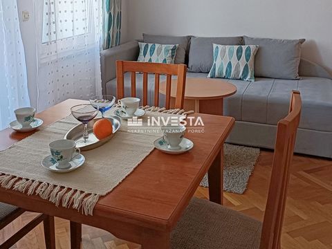 An apartment with a sea view is for sale, located on Veruda Porat. It has a total area of 40 m2 and is located on the first floor of a newly built building. It consists of a hallway, kitchen, living room with access to the terrace, bedroom with balco...
