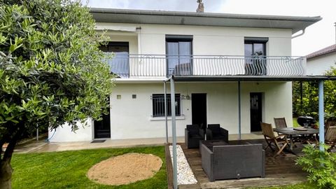 Exclusivité Capifrance Hautes Pyrénées (65), à vendre AUREILHAN maison quatre chambres de 150 m² - Terrain de 450,00 m²