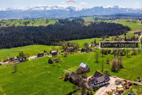 Property in Bustryk, near Ząb with a beautiful unthreatened view of the Tatra Mountains, from Giewont towards the entire range of the High Tatras. The plot consists of 3 building plots with the number 5784/3, 5789/3, 15497. On plot 15497 there is a r...