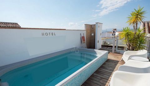 Fantastic boutique hotel within walking distance of the lively centre of Velez-Malaga. As is often the case in Andalusian cities, you can't see the richness and beauty behind the front door from the street. In this case, you will also be amazed as yo...