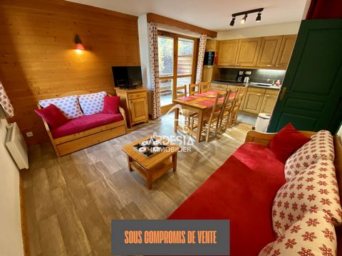 Ontdek dit prachtige T3 appartement van 40,70 m2, ideaal gelegen in Valloire (73450), op een steenworp afstand van de skiliften. Deze zeldzame woning biedt een uitzonderlijke leefomgeving met zijn twee slaapkamers, waarvan er één een eigen doucheruim...