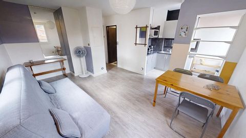 Six Fours les plages, Appartement T2 de 36 m2 avec garage, place privative et cave, résidence au calme avec piscine
