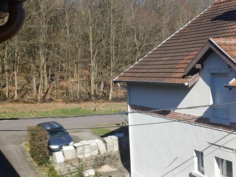 Maison avec garage et jardin pour le prix d'un apartement!